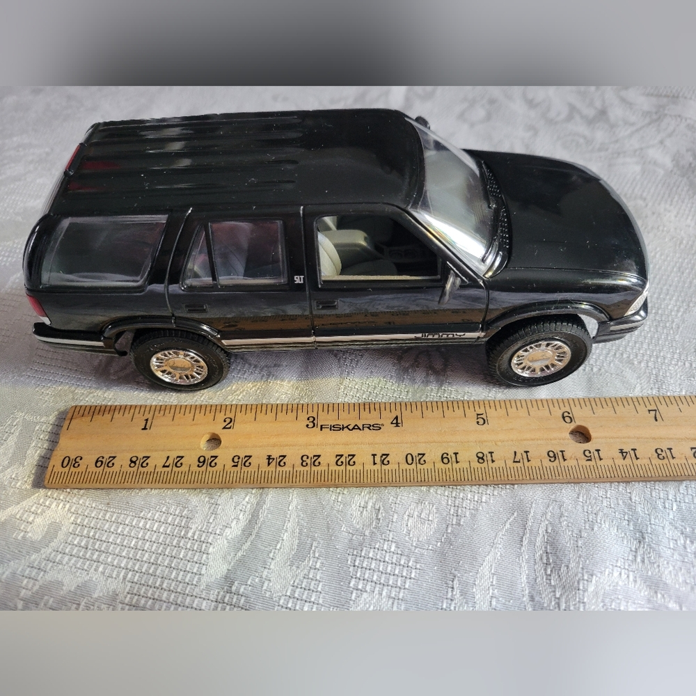 Jeep Jimmy model licensed by GM Corp # 1028Q  EUC